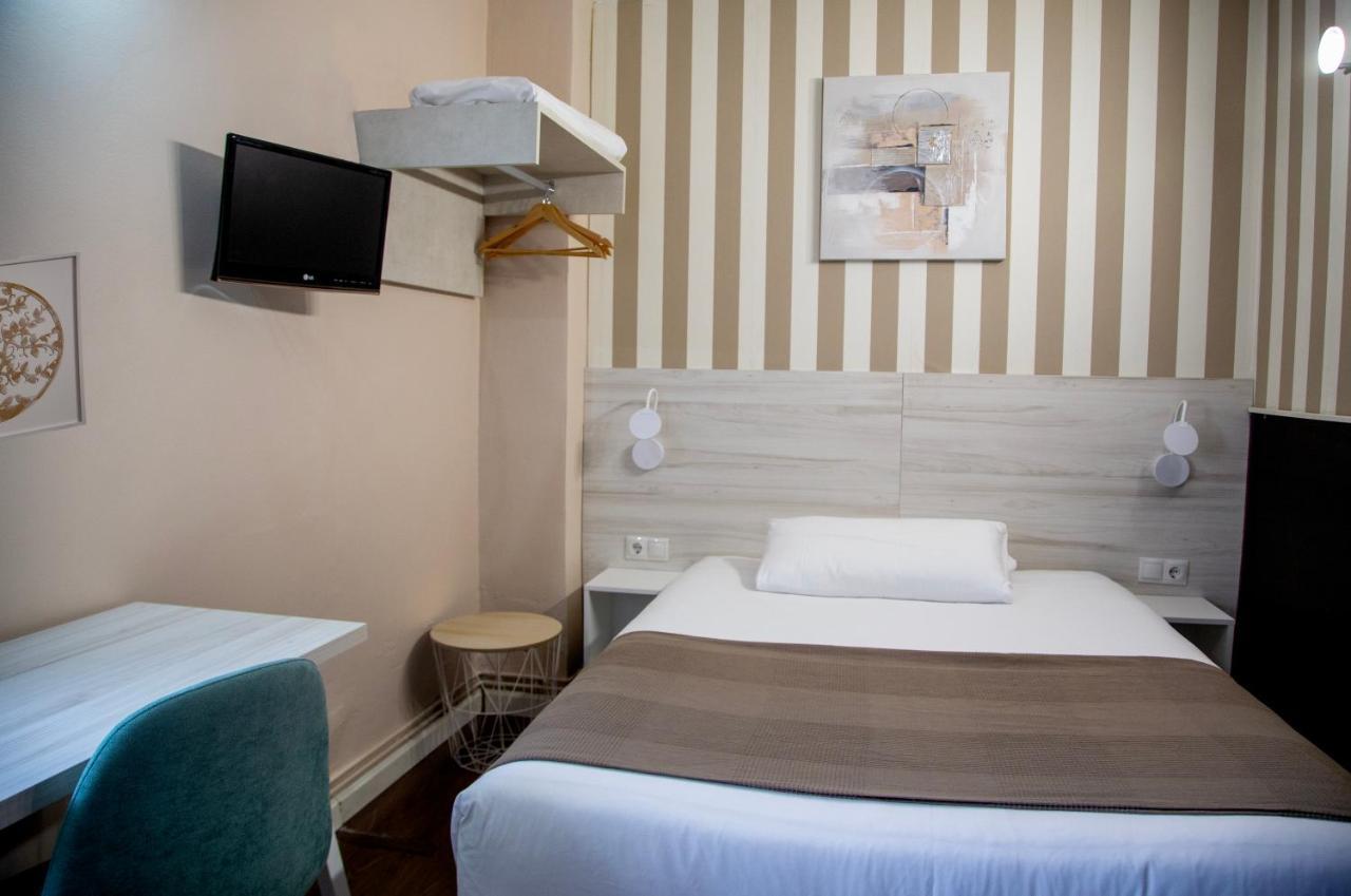 Hostal Gud Саламанка Екстериор снимка