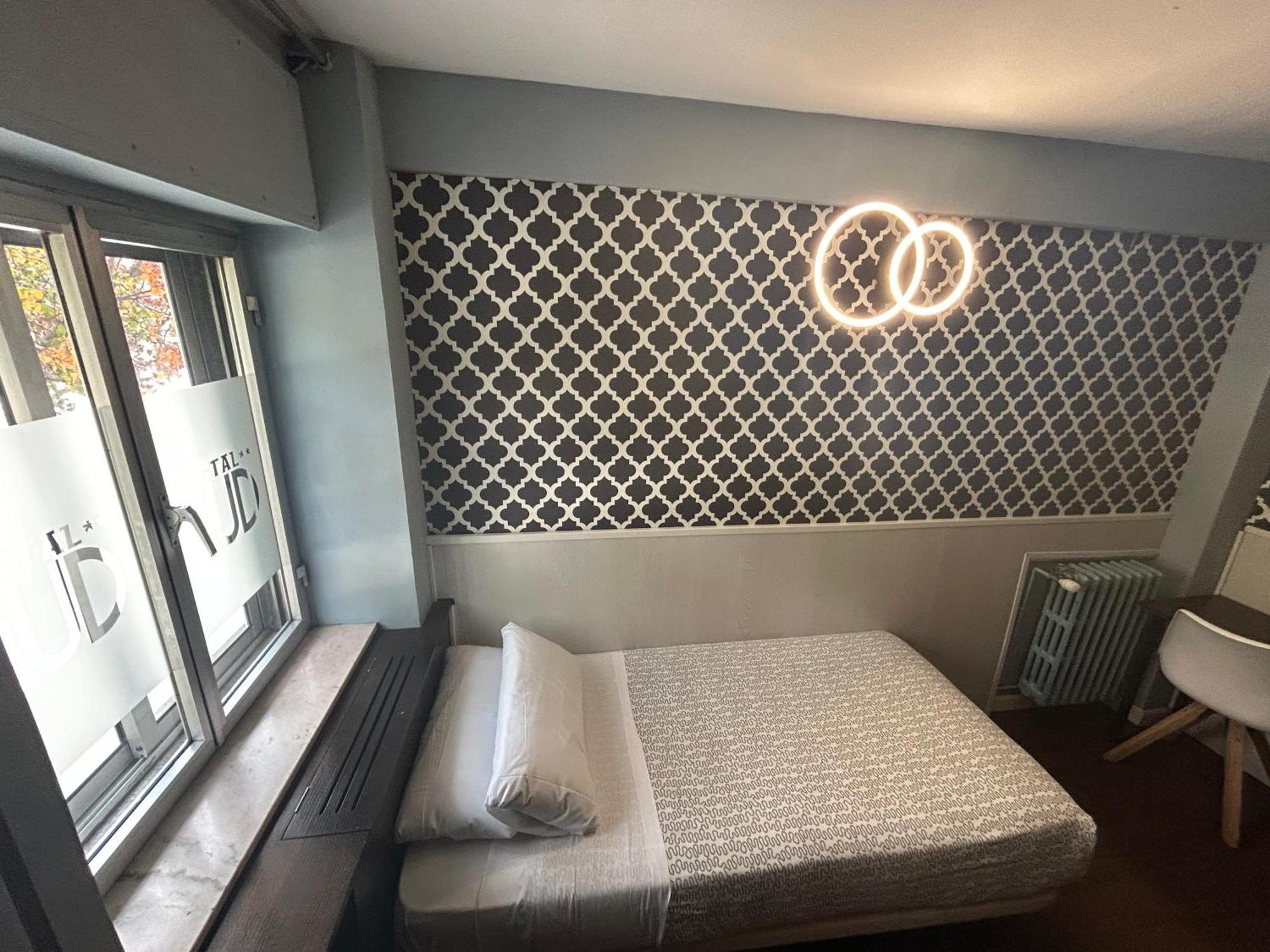 Hostal Gud Саламанка Екстериор снимка