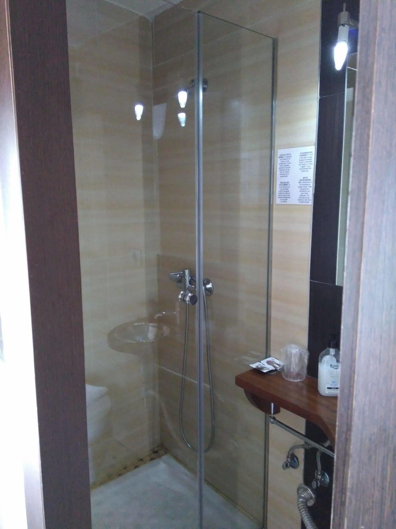 Hostal Gud Саламанка Екстериор снимка